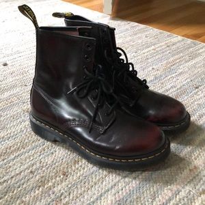 MAROON DOC MARTENS